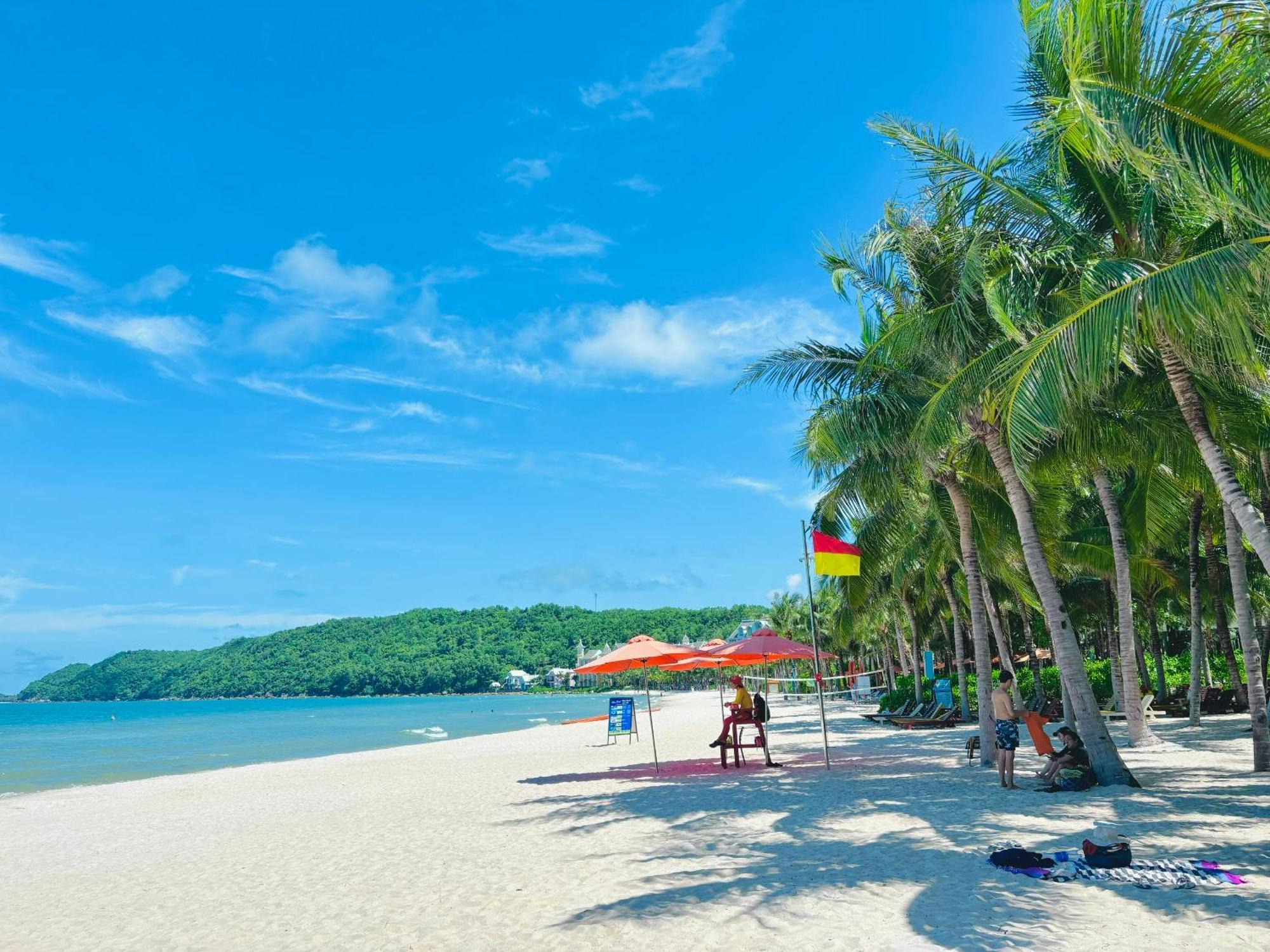 Laputa Hotel Phu Quoc Exterior photo
